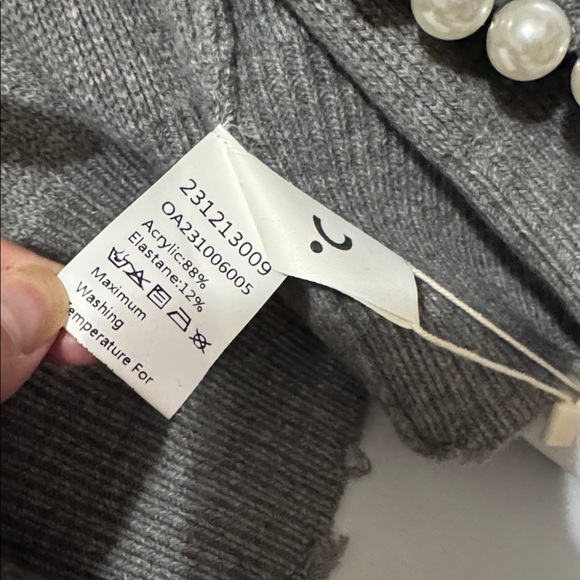 NWT- Commense Pearl Trim Ripped Hem Cardigan-Grey-XL - Picture 5 of 9